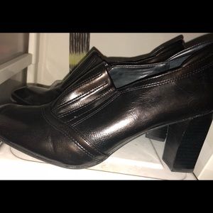 Cute Black Franco Sarto